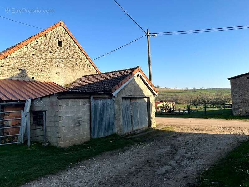 Maison à POUILLY-EN-AUXOIS
