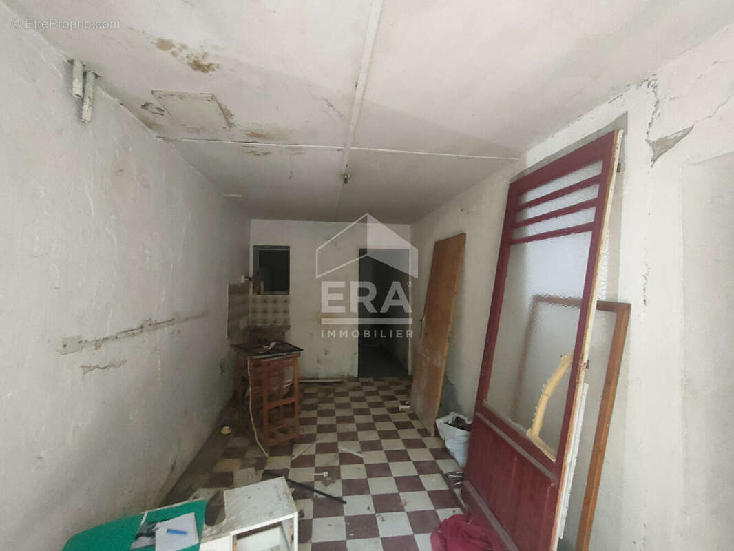 Maison  + grange à vendre à Saugon - travaux à prévoir - photo 6