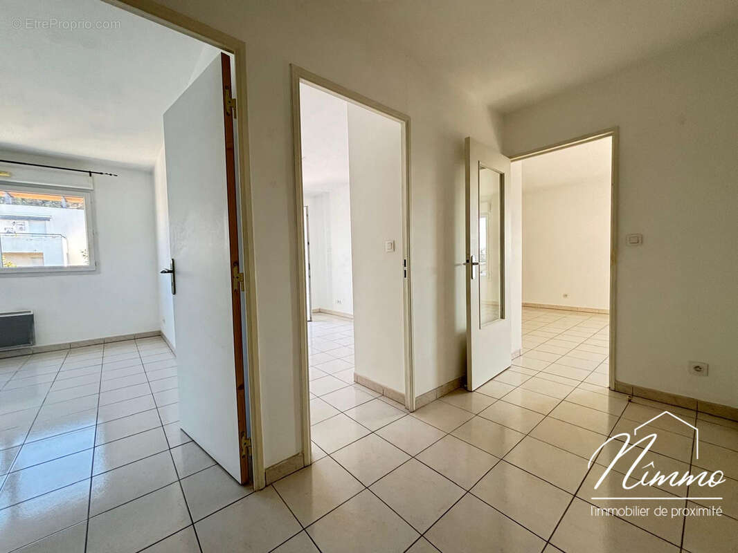Exclusivite nimes franciscaine appartement t3 dernier etage garage terrasse climatisation ascenseur - photo 13
