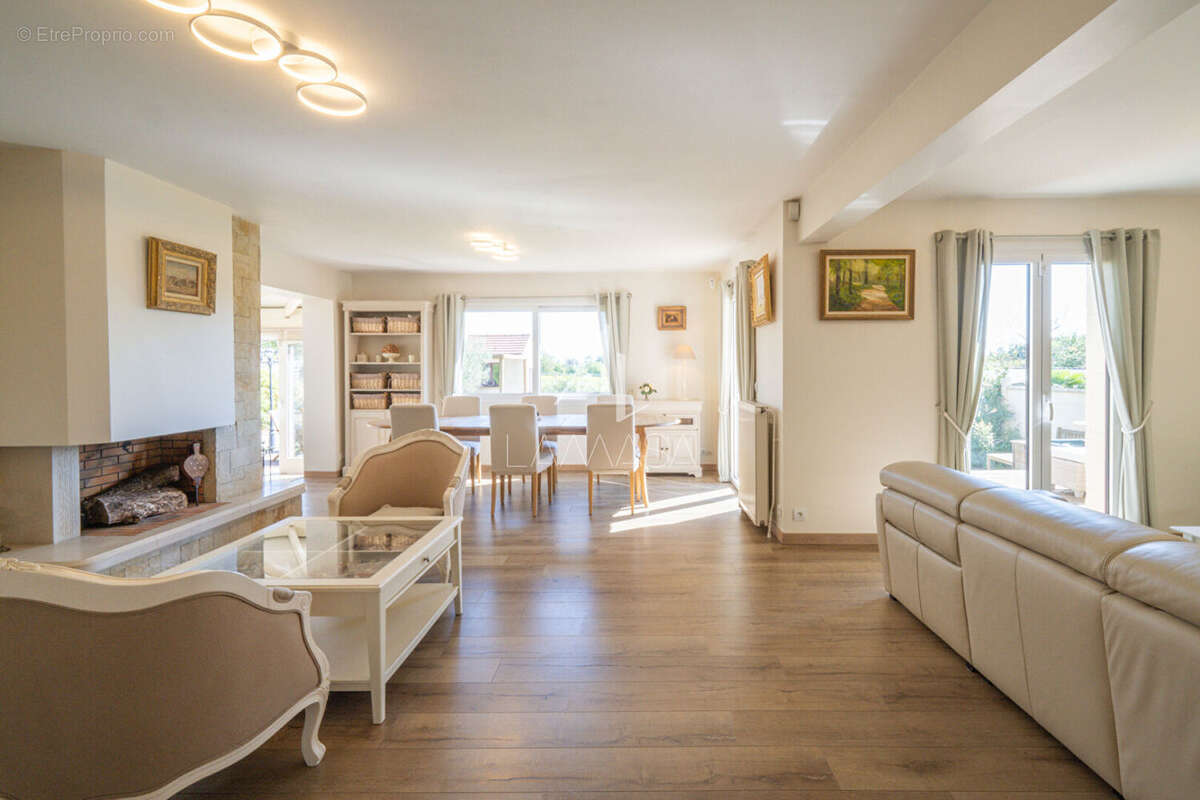 Maison à THORIGNY-SUR-MARNE