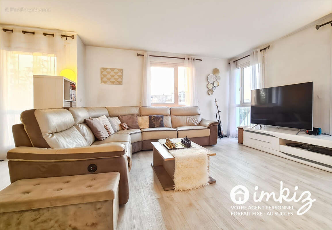 Dernier étage avec ascenseur - 126m² - photo 2