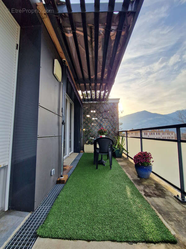 Appartement à SAINT-EGREVE