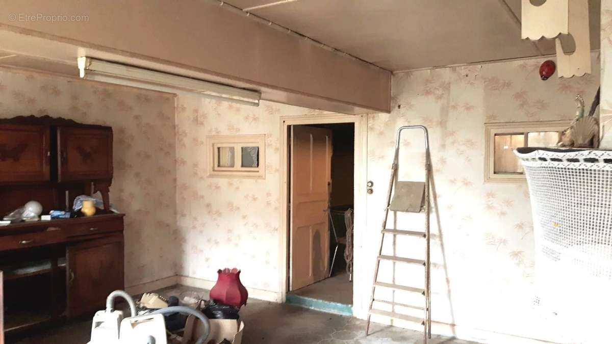 Maison à DUN-LE-PALESTEL