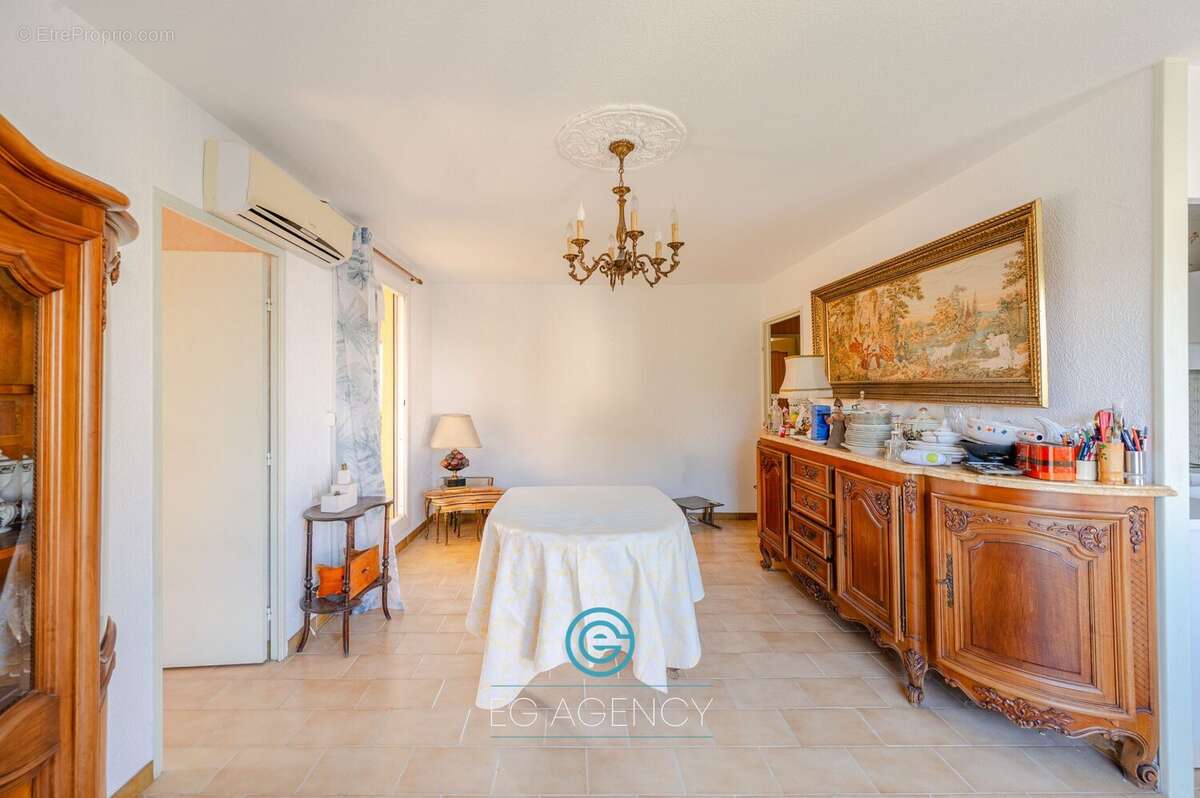 Appartement à MARSEILLE-8E