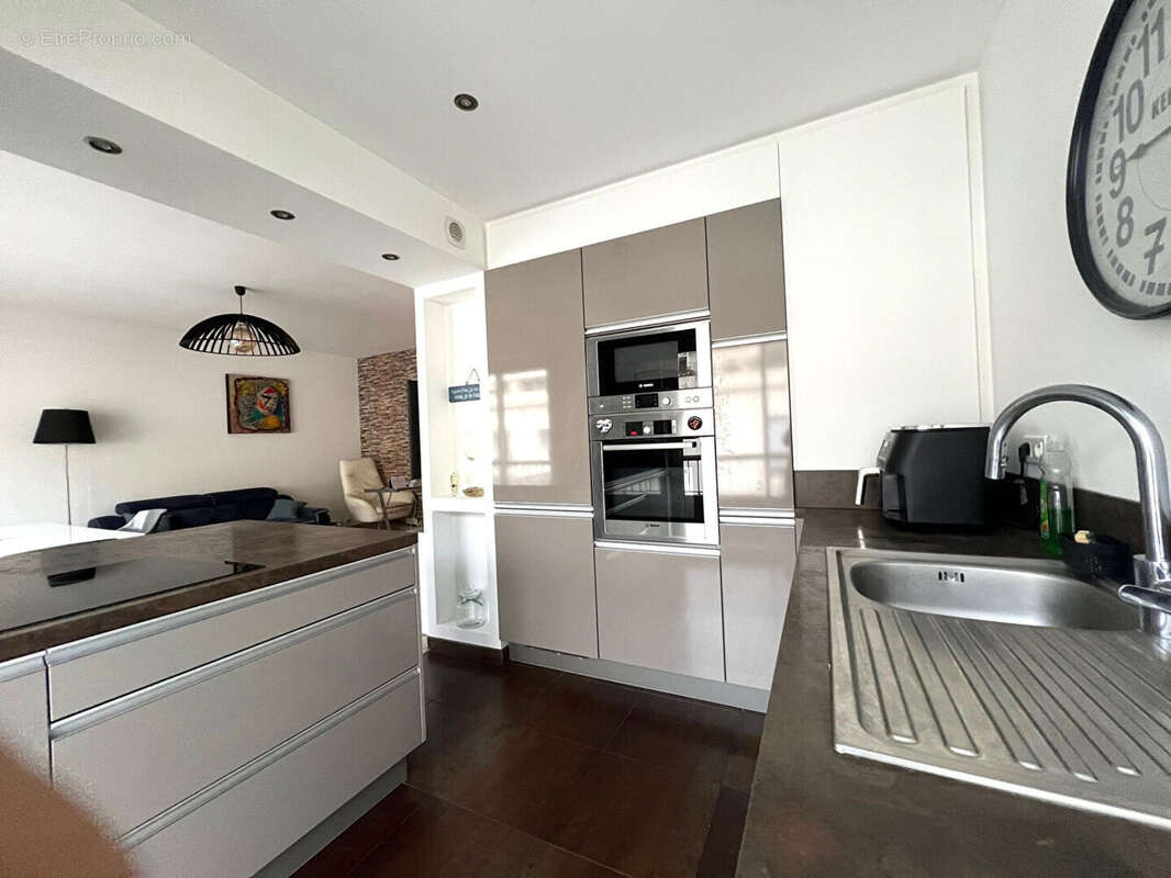 Appartement à HYERES