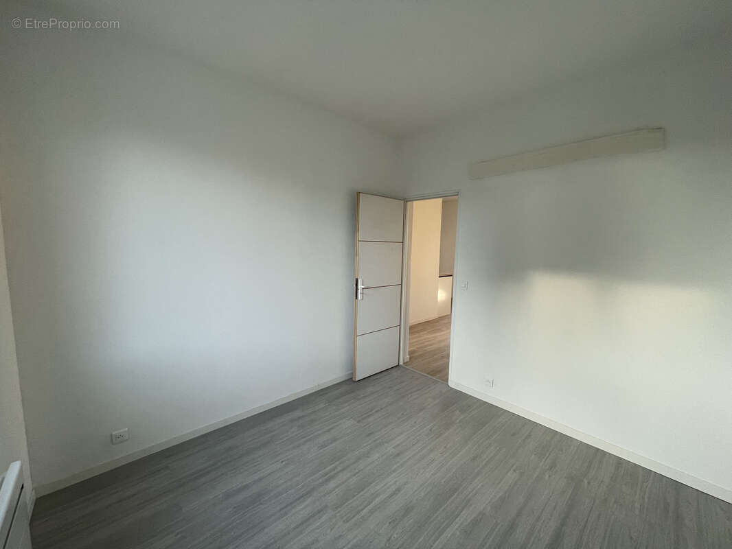 Appartement à COGOLIN