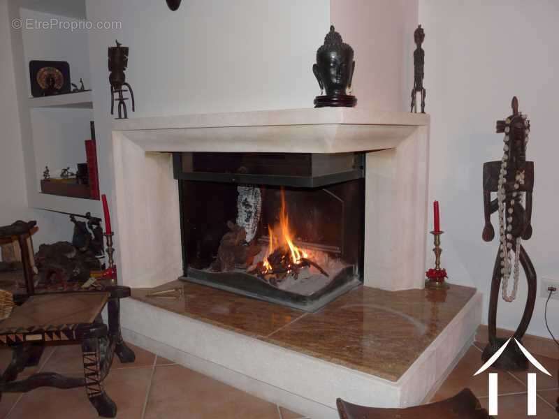 Maison à COLOMBIERES-SUR-ORB