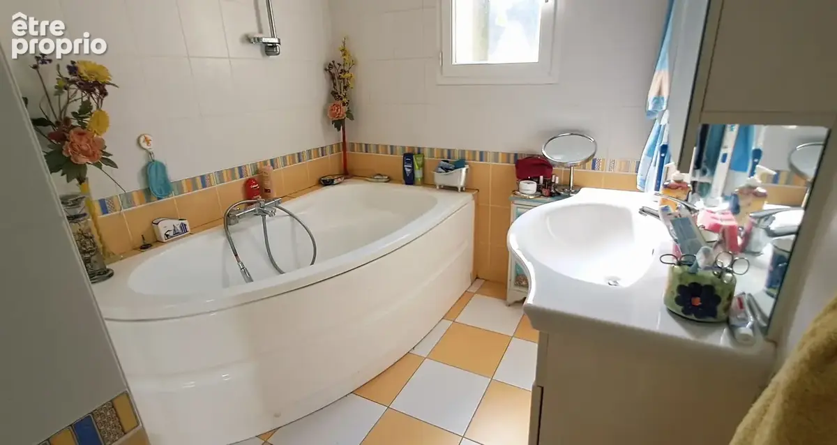 Maison Viager Occupé St Pierre-Montlimart (49) 4 pièce(s) 123m2 - photo 8