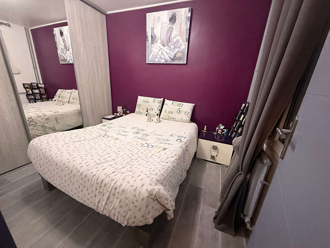 Appartement à SARTROUVILLE