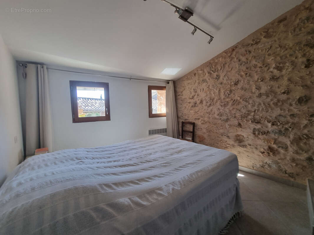 Maison à MOISSAC-BELLEVUE
