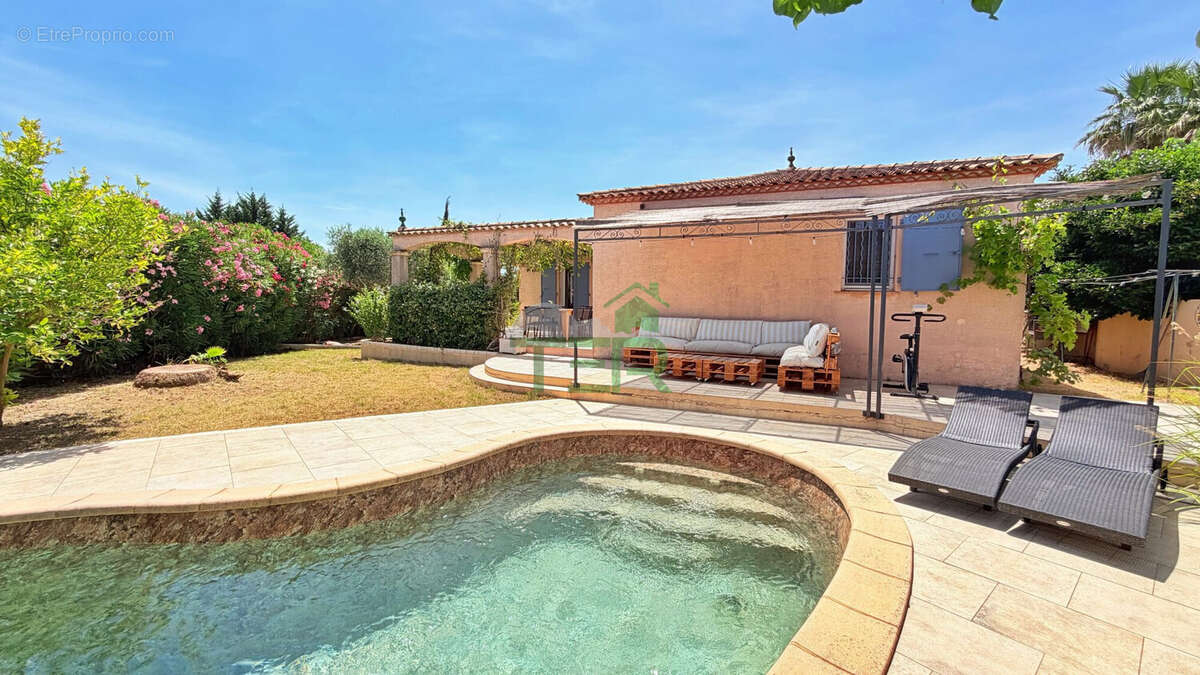 Maison à JUVIGNAC