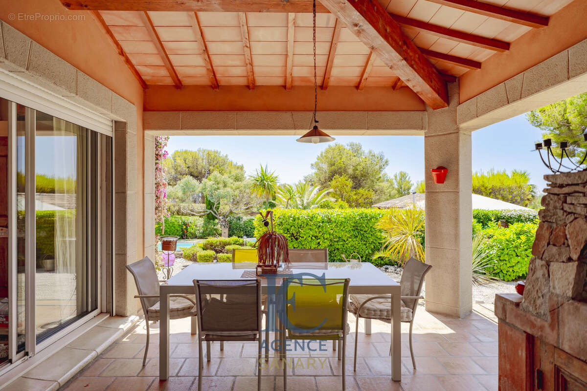 Maison à LA CADIERE-D&#039;AZUR