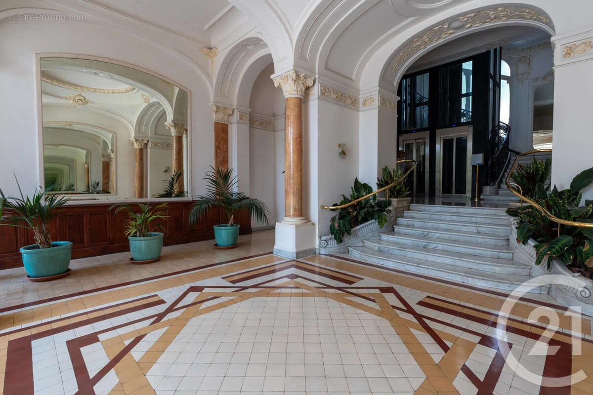 Appartement à MENTON