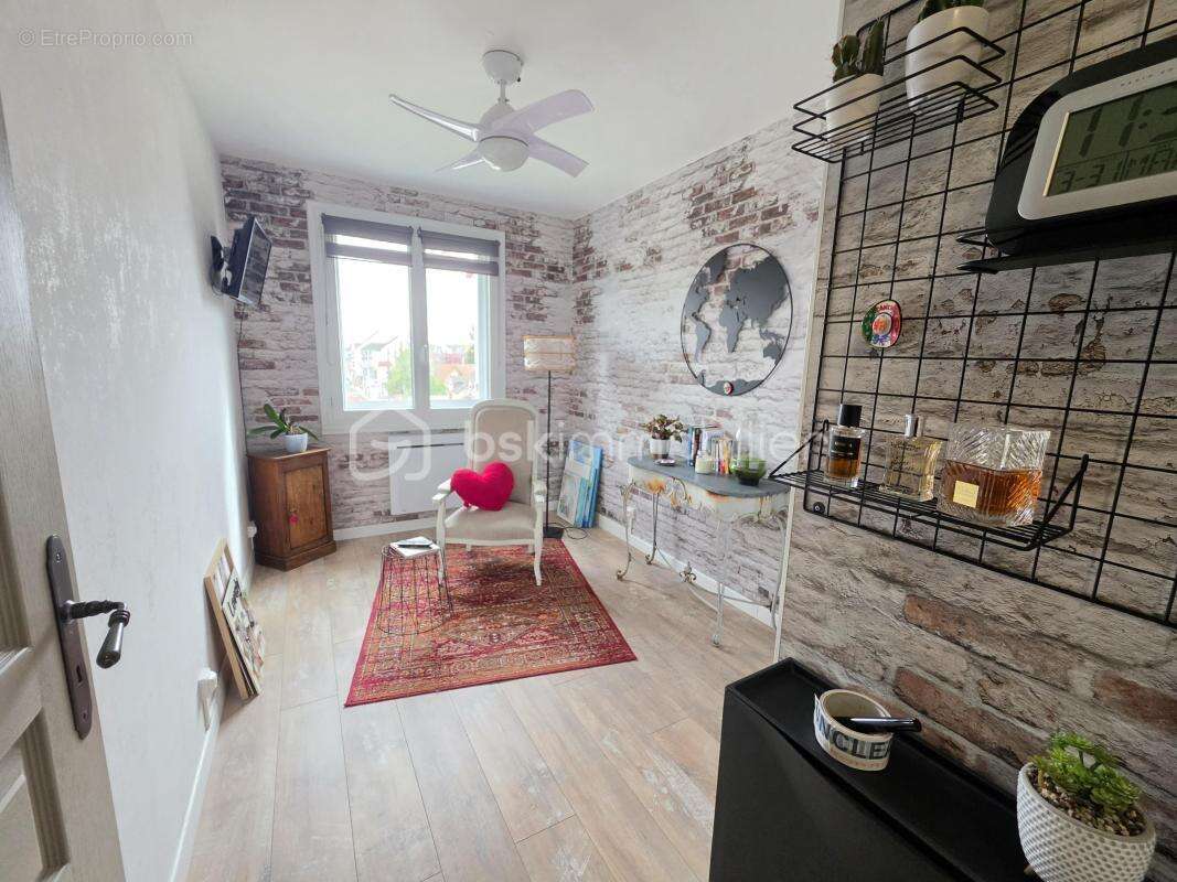 Appartement à OZOIR-LA-FERRIERE
