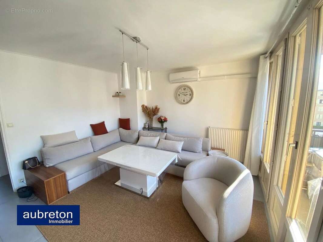 Appartement à ECHIROLLES