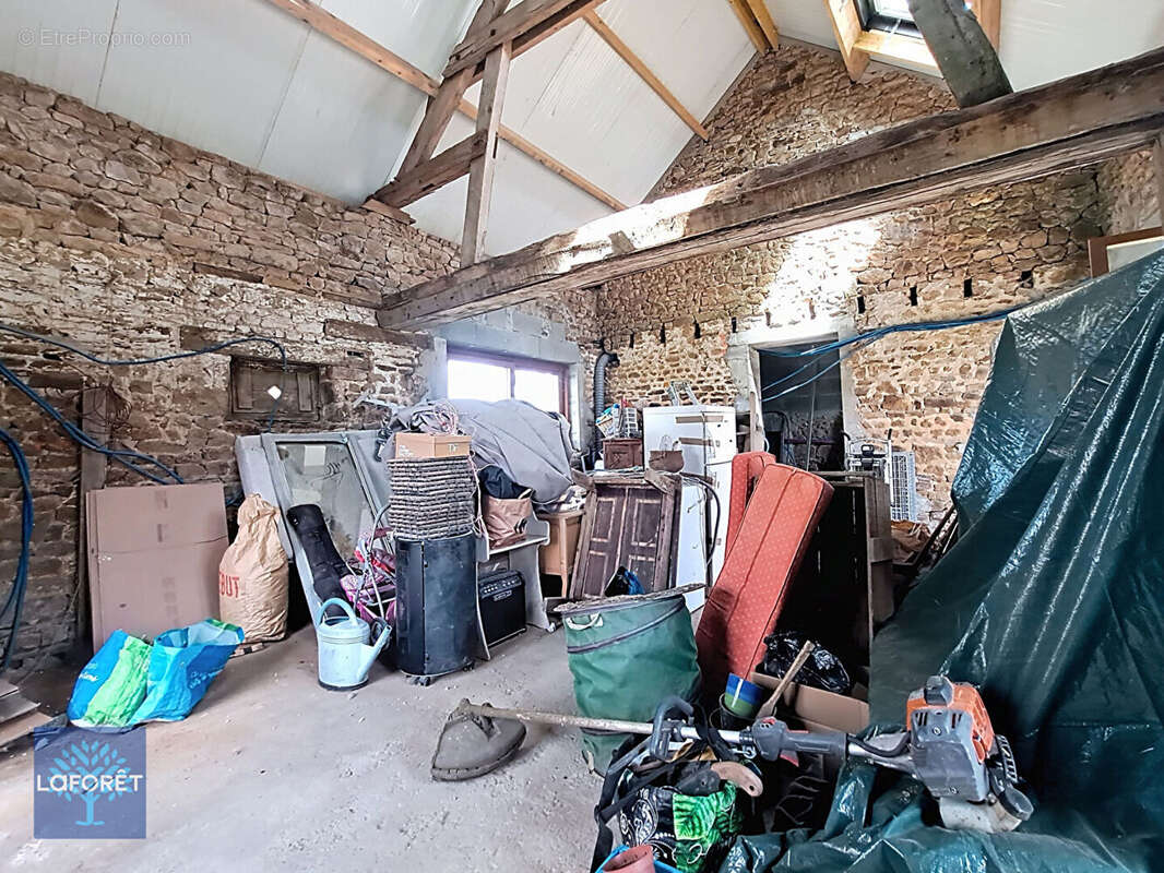 Maison à LA CHAPELLE-JANSON