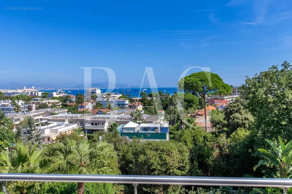 Maison à ANTIBES