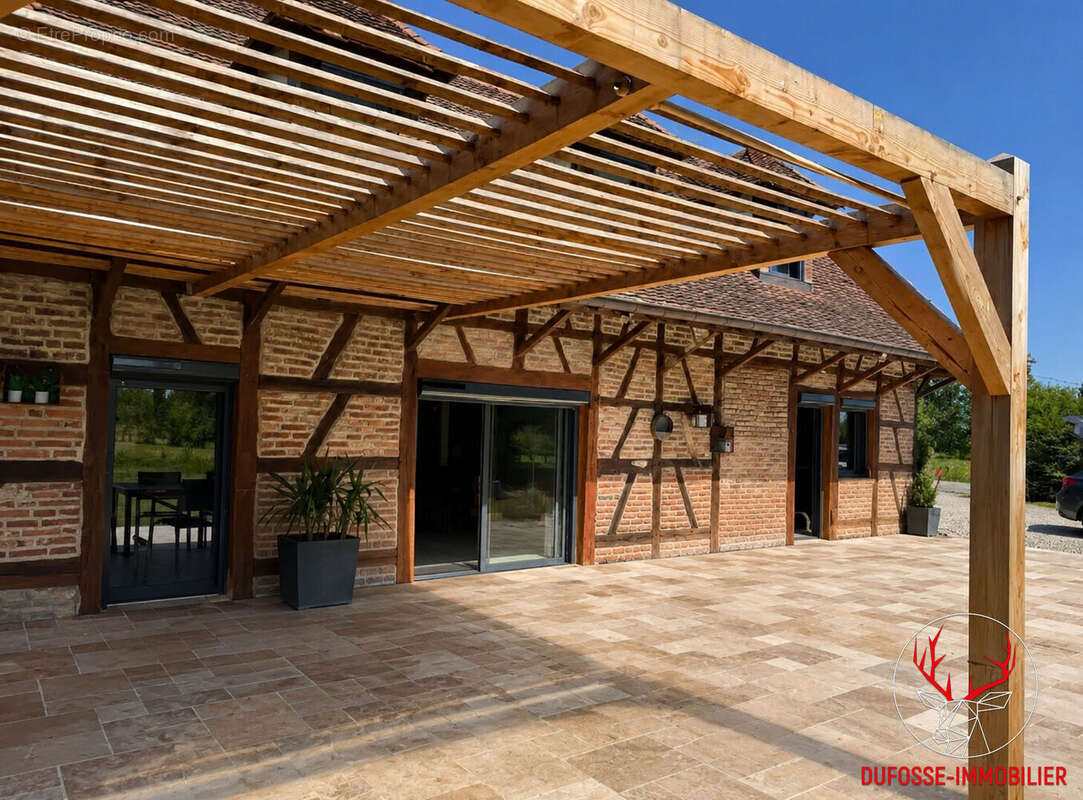 Maison Bressane rénové - 110m² - Etangs - Piscine - Terrain 2Ha - photo 2