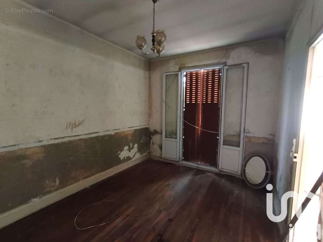 Photo 2 - Maison à LES PAVILLONS-SOUS-BOIS