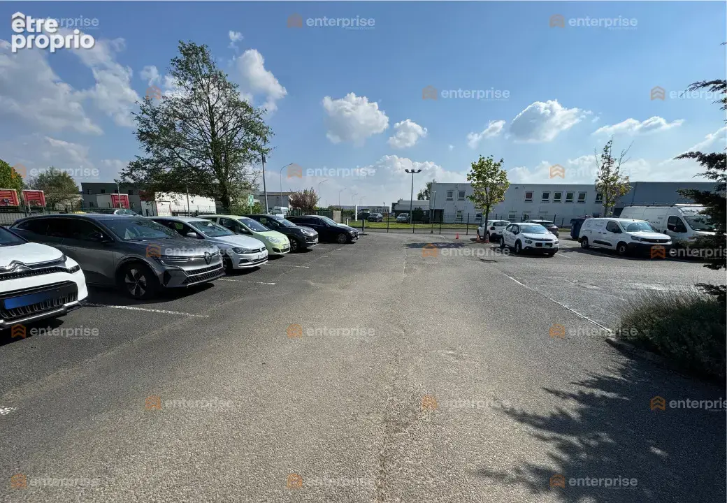 A vendre/investir - batiment d'activites - 3000m2 - avelin - - photo 5