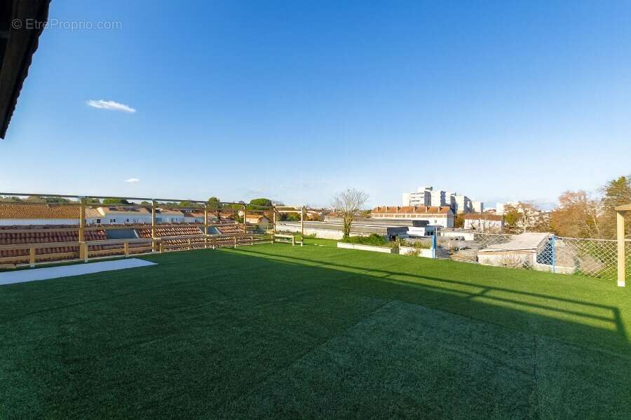 Commerce à MERIGNAC