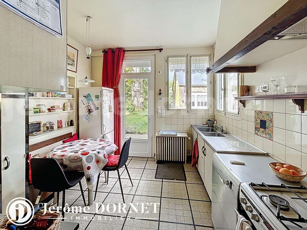 sin_0007 - Maison à GRANDVILLIERS