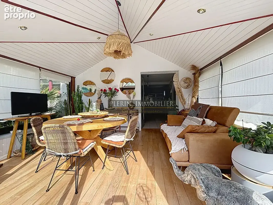 Langueux - belle maison familiale avec vastes dépendances - photo 8