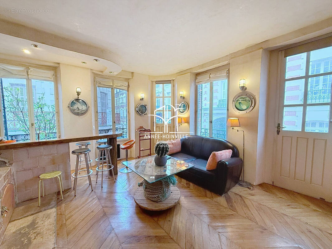 Appartement à TROUVILLE-SUR-MER