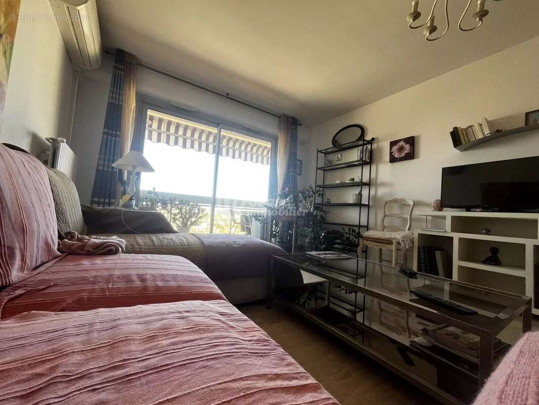 Appartement à MARSEILLE-1E