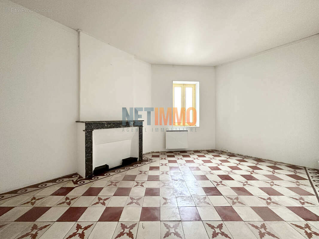 Appartement à MILHAUD