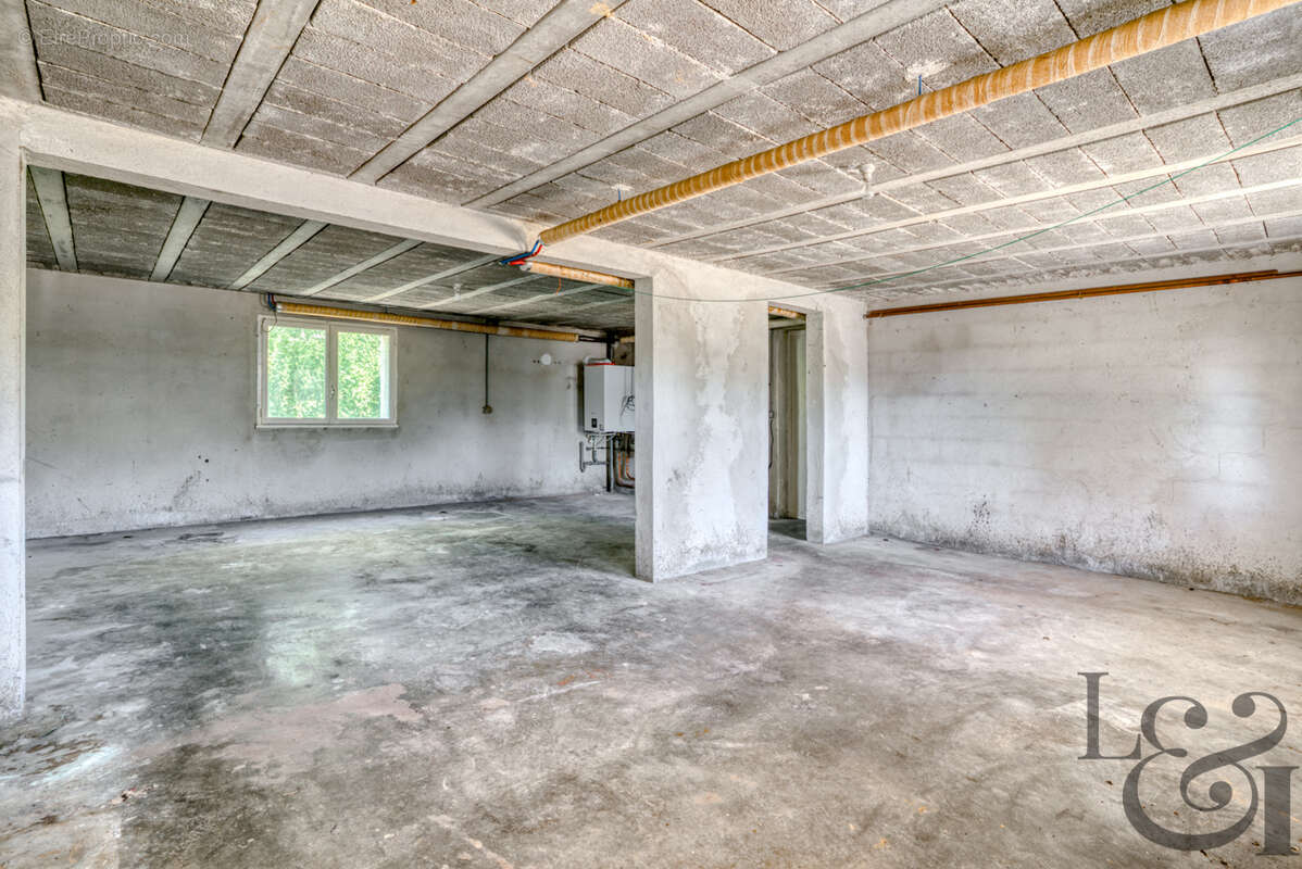 Maison traditionnelle des années 1970 à vendre à Villeneuve-sur-Lot - photo 13