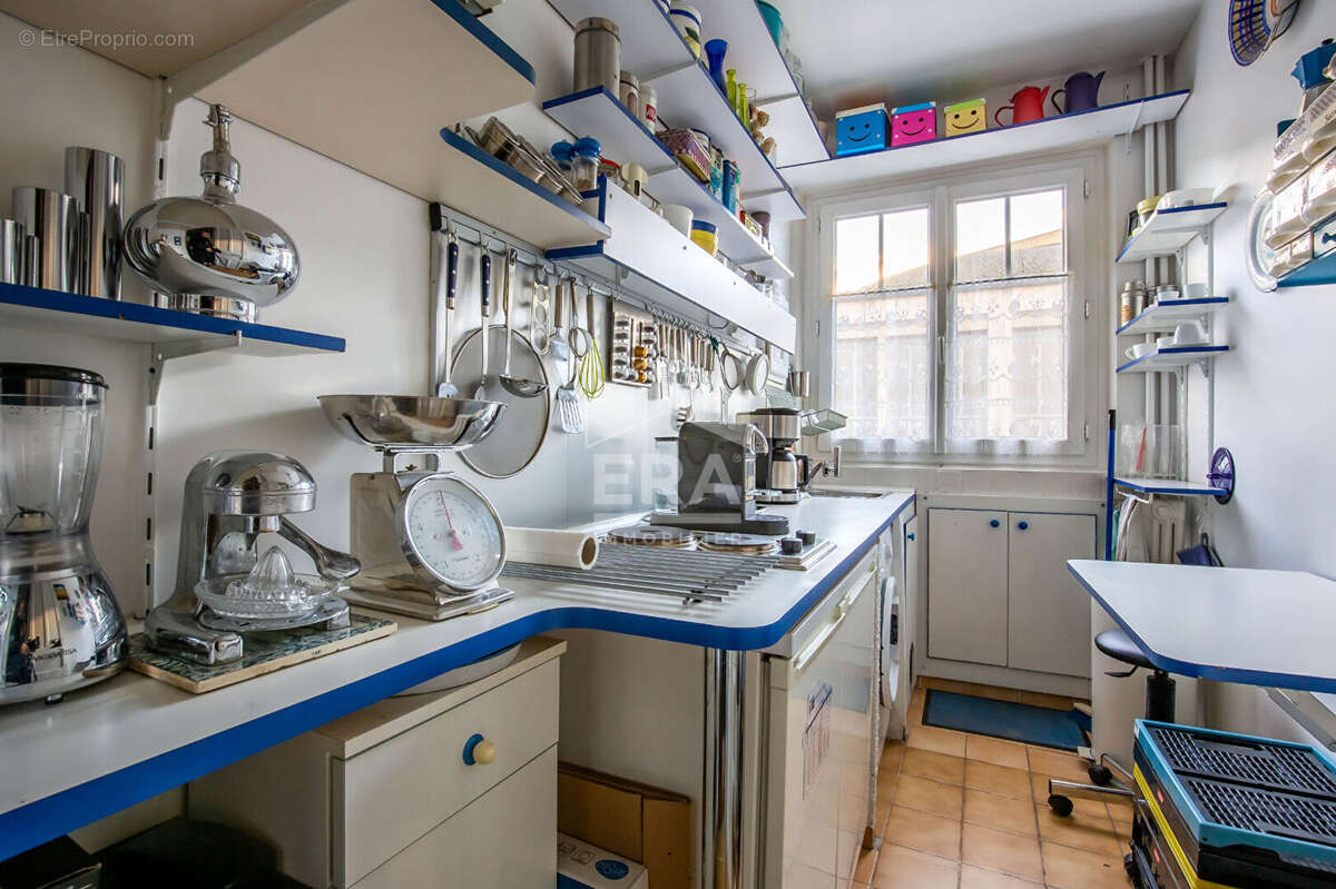 Appartement à PARIS-12E