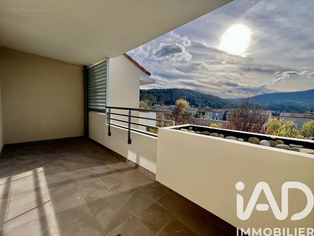 Photo 1 - Appartement à SAINT-ZACHARIE