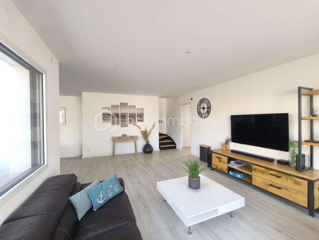 PLOUHINEC – Quartier recherché du Magouër  Maison contemporaine de 2023 - photo 5