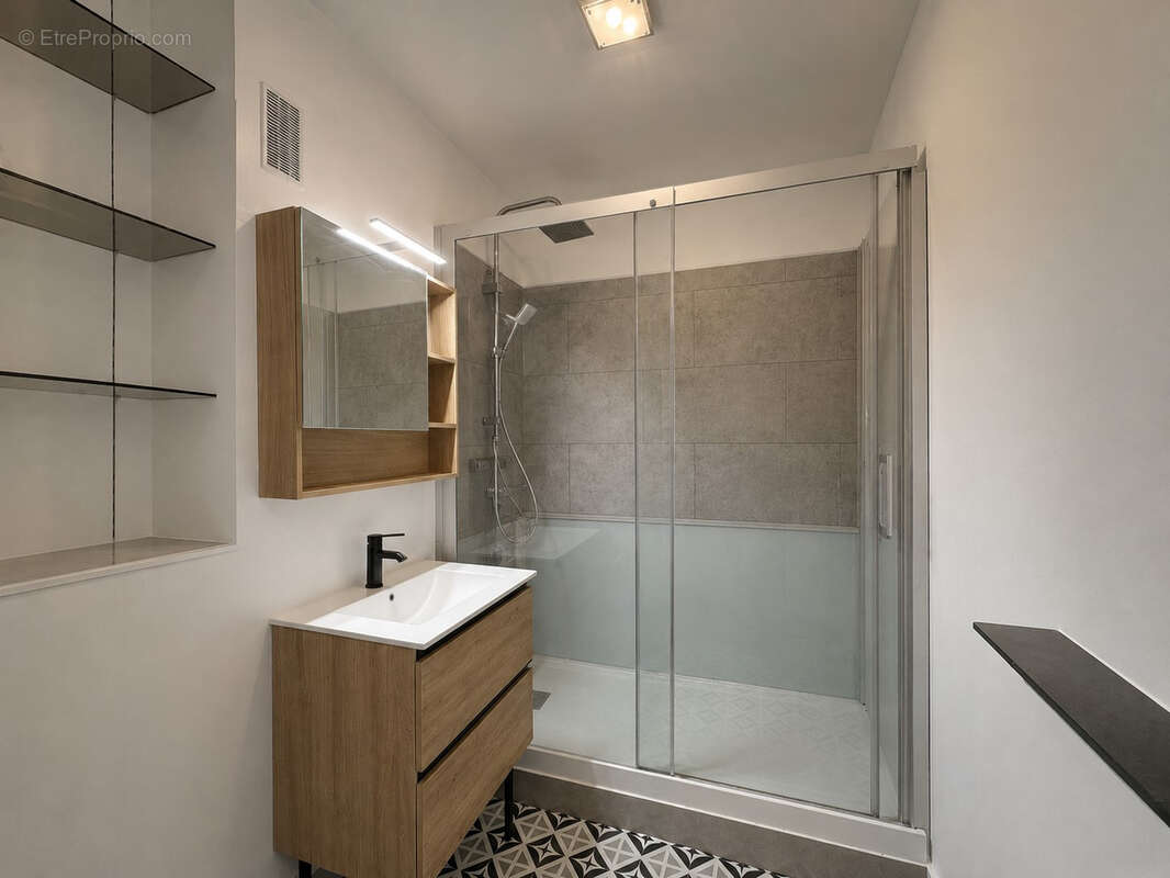 Appartement à SAINT-MAUR-DES-FOSSES