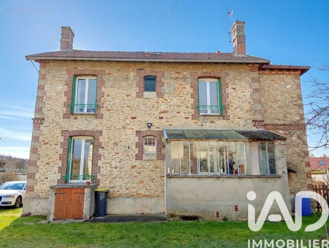 Photo 2 - Maison à VERNEUIL-L'ETANG