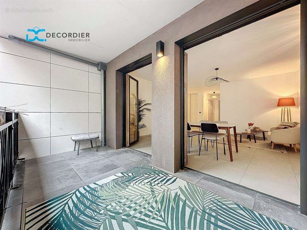 Appartement à EVIAN-LES-BAINS