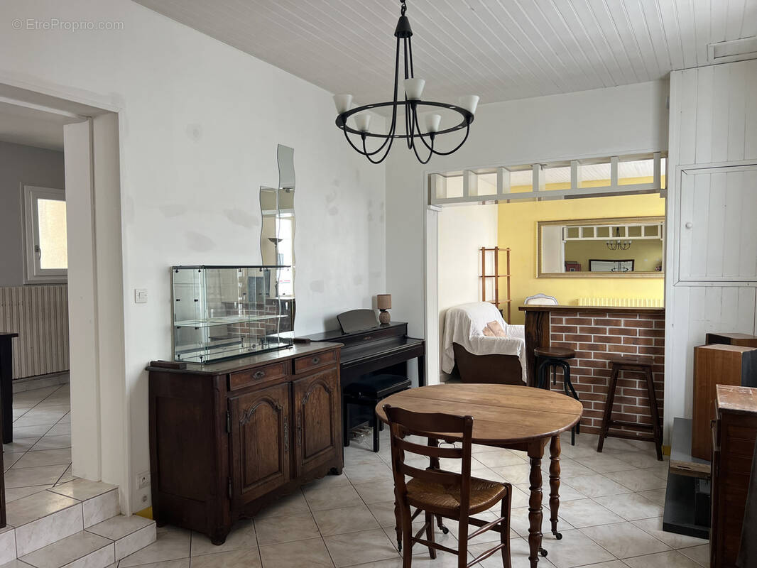 Maison à SAINT-PIERRE-DES-CORPS