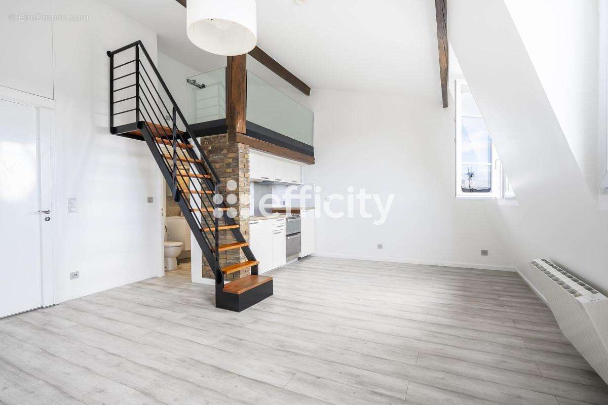 Appartement à PARIS-12E