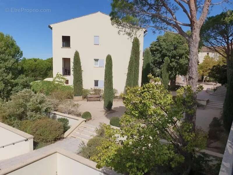Domaine de Pont royal, spacieux et lumineux appartement de 40 m2,belle vue, localisé en angle, une chambre,  grande loggia terra - photo 25