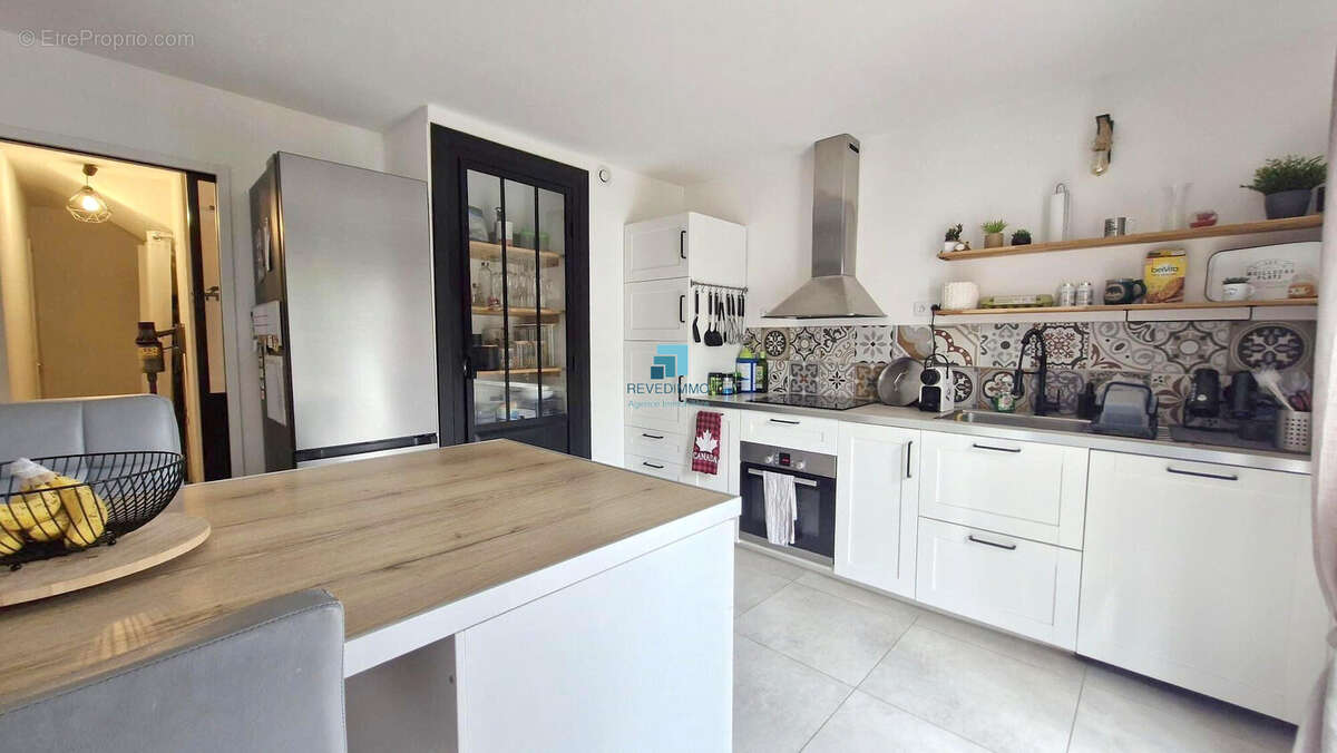 Maison à PUGET-SUR-ARGENS