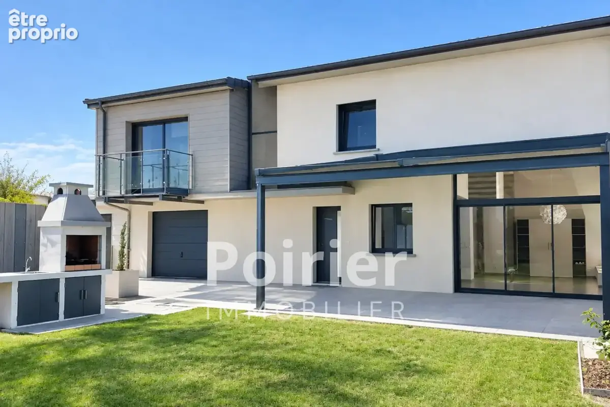 Maison mitoyenne d’architecte atypique — Un style unique, clé en main - photo 6