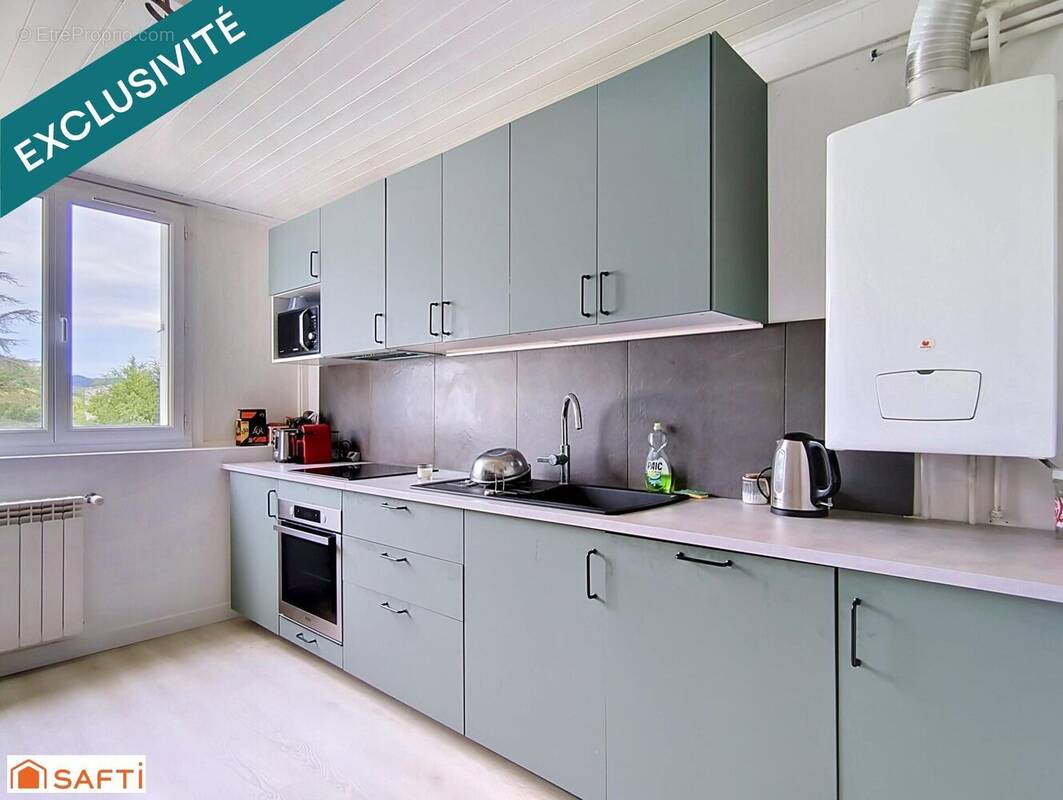 Photo 1 - Appartement à SAINT-MARTIN-D'HERES