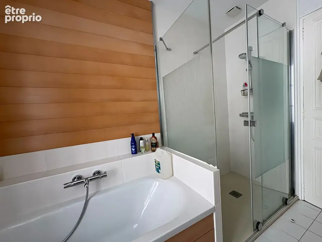 aison familiale de 138.69 m² de caractère avec 5 chambres, sous-sol complet et stationnement - photo 13