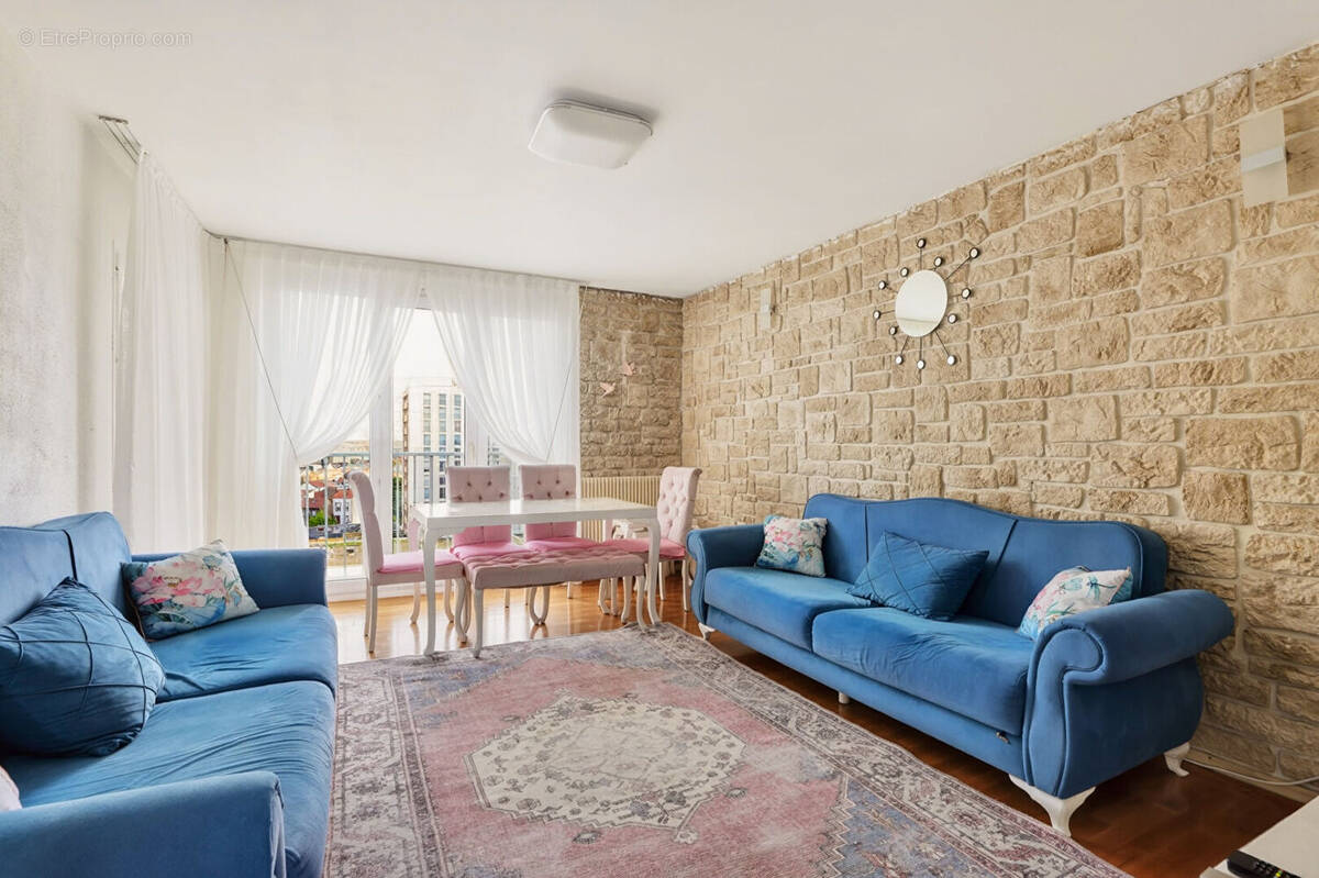 Appartement à COLOMBES