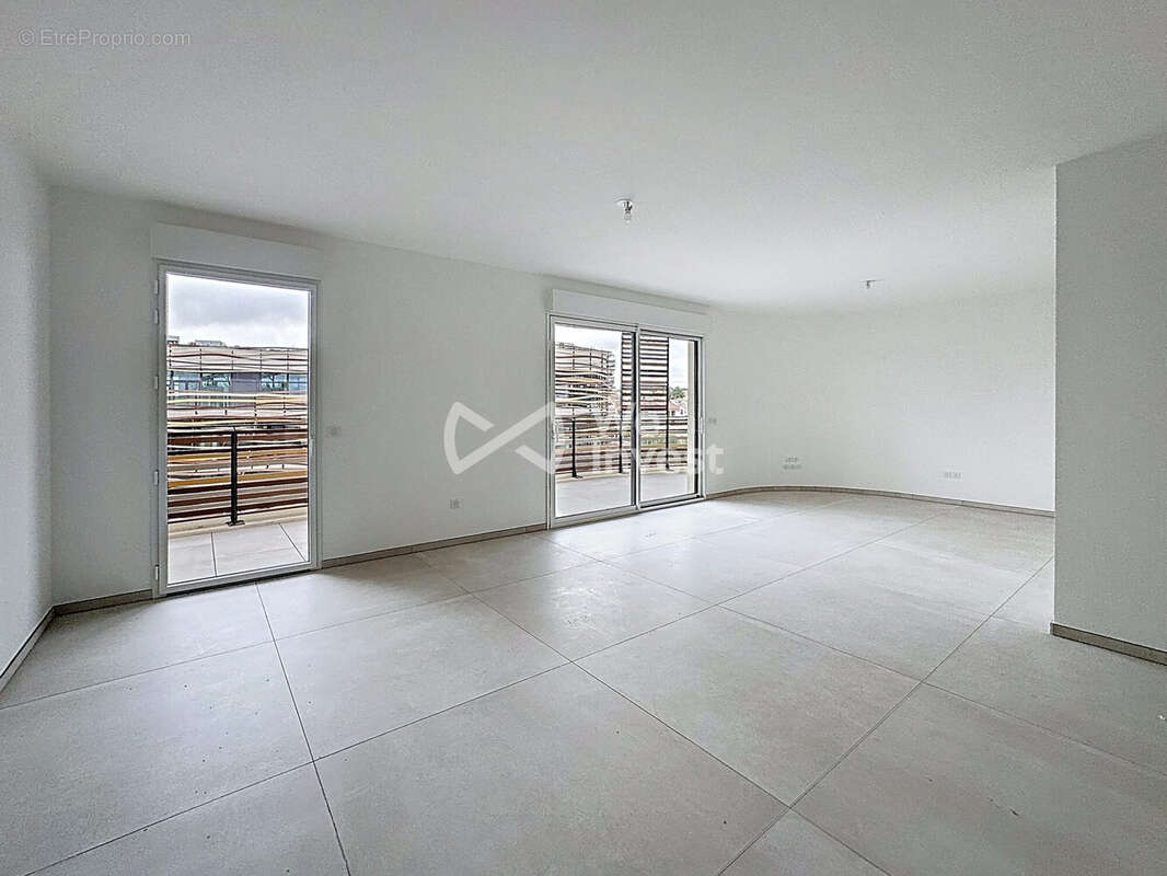 Appartement à SAINT-JEAN-DE-VEDAS