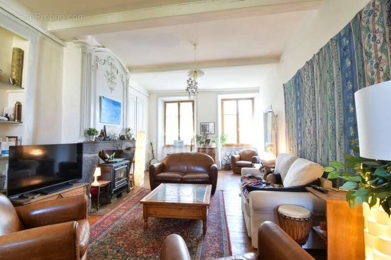 Maison à BILLOM