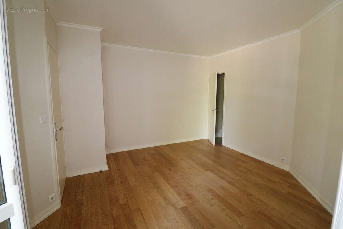 Appartement à LOUVECIENNES