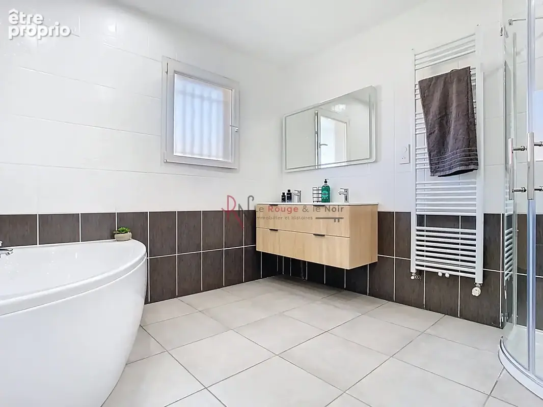 Boulieu-les-Annonay, maison individuelle de plain-pied, autoconsommation, sur une parcelle de 2080m2 plate. - photo 4