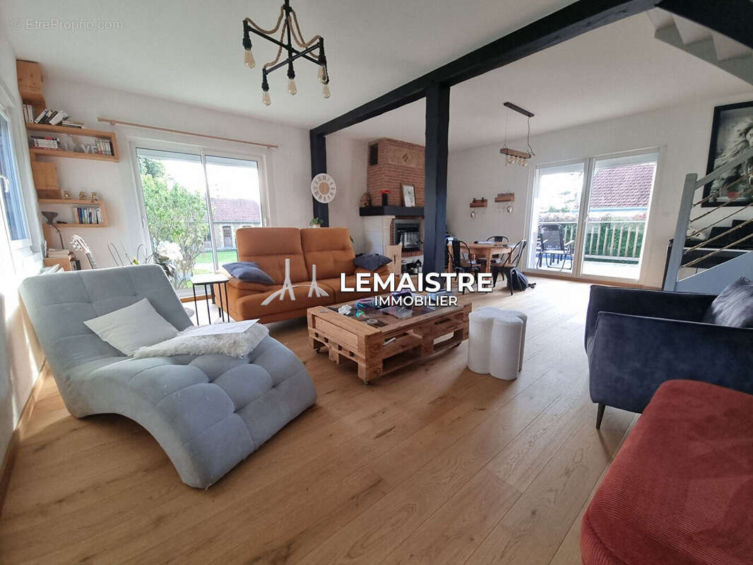 Maison à SAINT-LAURENT-DE-BREVEDENT